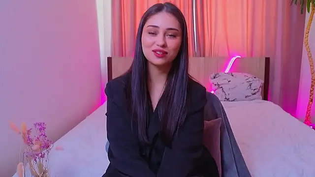 Snapshot of Sofia_Plump chatting on February 2026 10:11:02 AM Sofia Plump online show from February 2026 10:11:02 AM