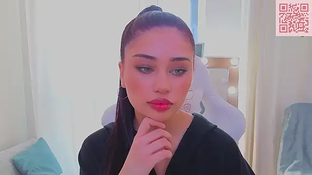 Sofia Plump online show from March 2026 10:07:01 AM