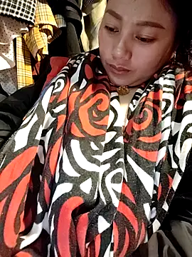 Snapshot of HUONG19999 chatting on February 2026 01:48:02 PM HUONG19999 online show from February 2026 01:48:02 PM