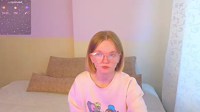 StellaBunny online show from March 2026 04:07:02 AM