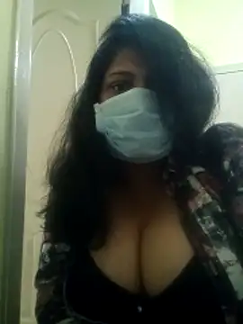 Miss  soniya111 online show from February 2026 06:04:02 PM