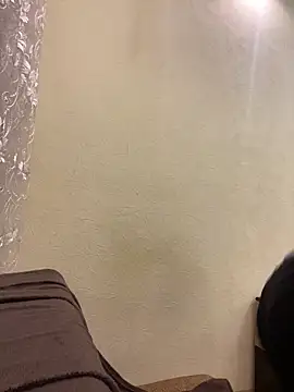 Snapshot of MilaKis chatting on February 2026 06:25:01 PM MilaKis online show from February 2026 06:25:01 PM