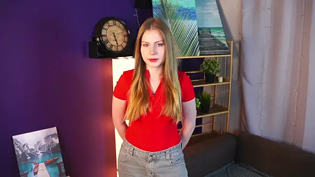 Snapshot of CharityKhamo chatting on February 2026 03:25:01 AM CharityKhamo online show from February 2026 03:25:01 AM