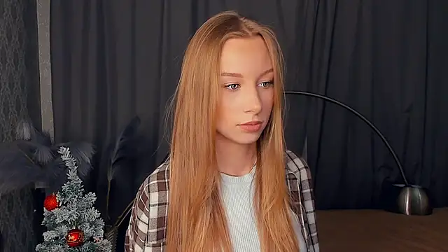 CarmenLipkin online show from February 2026 09:15:02 PM