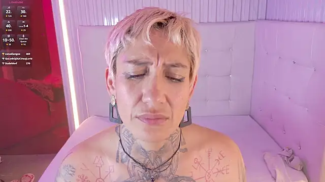 Snapshot of Everlyn_sexx chatting on March 2026 01:42:02 AM Everlyn sexx online show from March 2026 01:42:02 AM