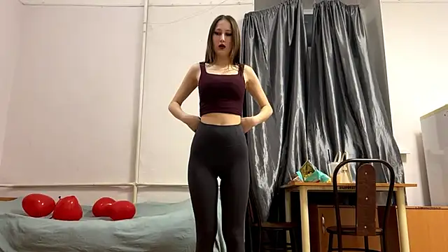 VickieKush online show from February 2026 04:05:02 PM