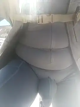 exhibitionistmale online show from April 2026 07:15:01 PM