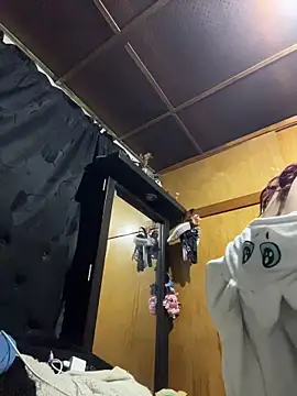 Zoe firee online show from February 2026 03:14:02 AM