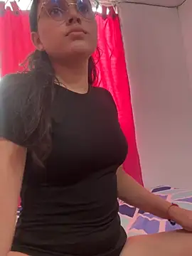 Ivy lexx online show from April 2026 02:22:02 PM