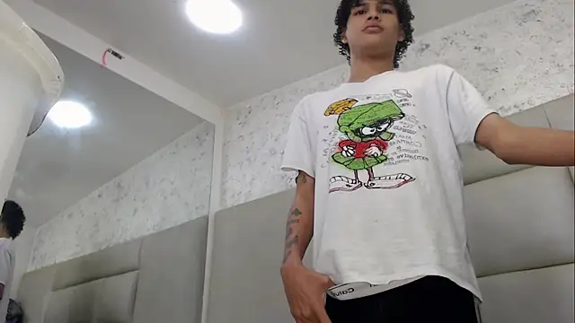 MattyMaxx  online show from February 2026 12:47:02 PM