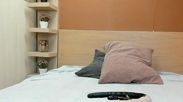 PinkyTwerkyX online show from March 2026 01:48:01 PM