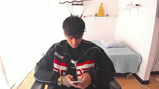 Snapshot of Your_Tao chatting on February 2026 05:42:02 PM Your Tao online show from February 2026 05:42:02 PM