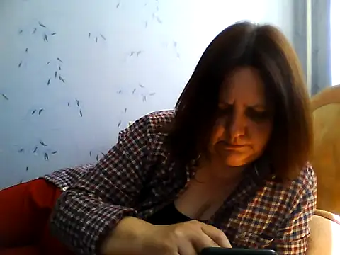 LockyCharm111 online show from April 2026 10:02:02 AM