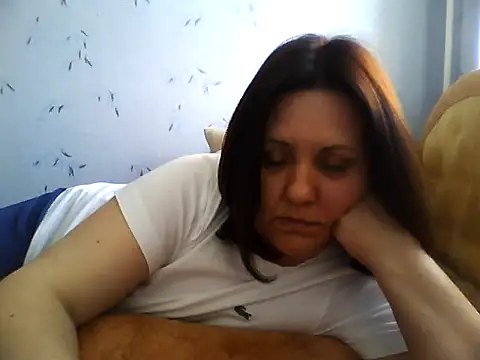 LockyCharm111 online show from May 2026 03:19:01 PM