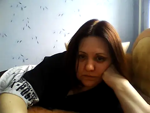 LockyCharm111 online show from May 2026 05:14:01 AM