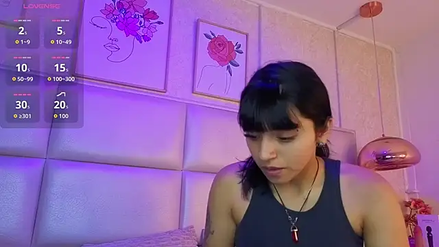 Xara u online show from May 2026 08:37:01 PM