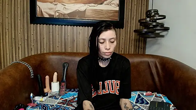 MorganEvans t online show from March 2026 12:21:02 PM