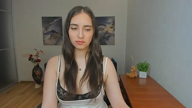 Effy Royse online show from May 2026 05:41:02 PM