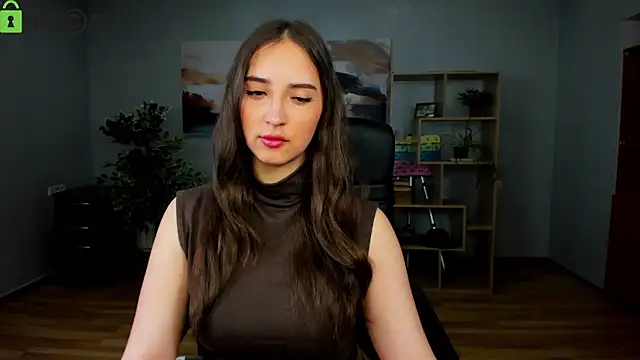 Effy Royse online show from May 2026 05:35:02 AM