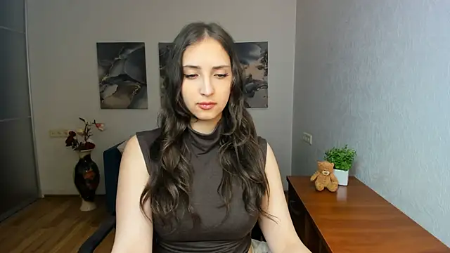 Effy Royse online show from May 2026 05:40:02 PM