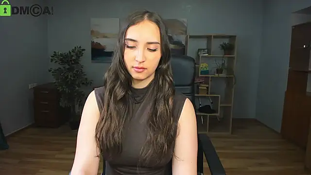 Effy Royse online show from May 2026 02:45:01 PM