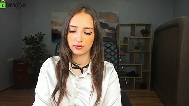 Effy Royse online show from June 2026 05:27:01 AM