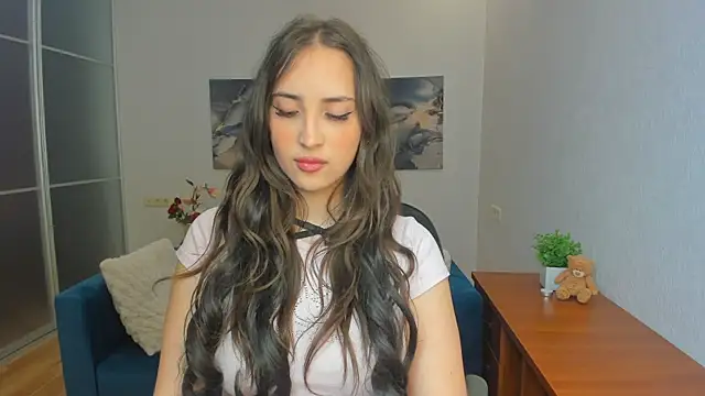 Effy Royse online show from July 2026 05:59:02 PM