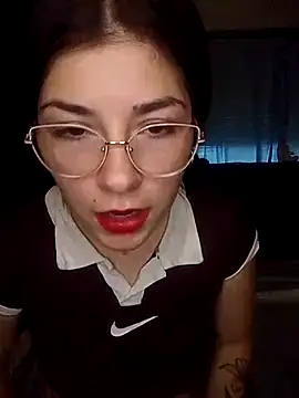 Snapshot of Luna33- chatting on February 2026 10:08:02 PM Luna33- online show from February 2026 10:08:02 PM