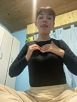 Luna33- online show from July 2026 10:19:02 PM