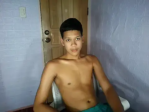 UrAsian Turjak online show from February 2026 07:09:02 AM