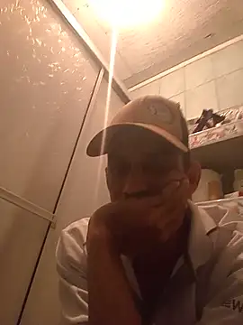 Snapshot of segnini21 chatting on June 2026 01:49:01 AM segnini21 online show from June 2026 01:49:01 AM