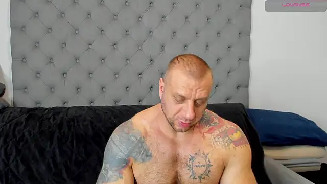 Snapshot of Samson_Legend chatting on October 2025 12:07:02 PM Samson Legend online show from October 2025 12:07:02 PM