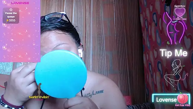 vanuslovelatina online show from April 2026 10:25:02 PM