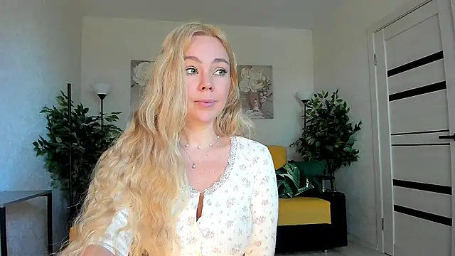 caty kiss online show from May 2026 03:12:01 AM