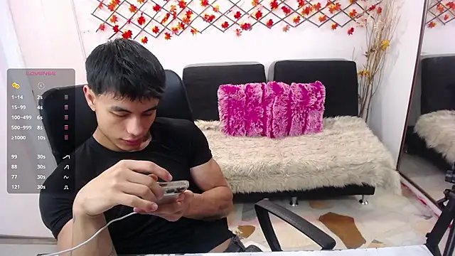 Snapshot of IanWest_ chatting on March 2026 11:58:01 AM IanWest online show from March 2026 11:58:01 AM