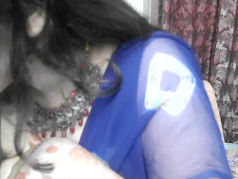 Snapshot of Arohi-67 chatting on May 2026 05:18:01 PM Arohi-67 online show from May 2026 05:18:01 PM
