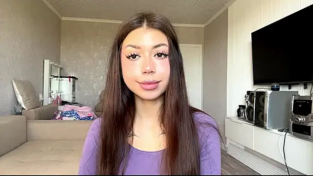 Snapshot of You_Club_Winx chatting on May 2026 07:24:01 AM You Club Winx online show from May 2026 07:24:01 AM