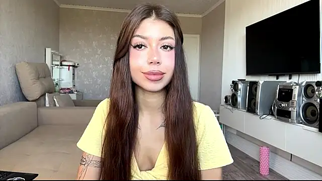 Snapshot of You_Club_Winx chatting on May 2026 07:26:02 AM You Club Winx online show from May 2026 07:26:02 AM