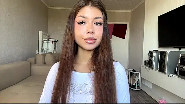 Snapshot of You_Club_Winx chatting on May 2026 07:37:02 AM You Club Winx online show from May 2026 07:37:02 AM
