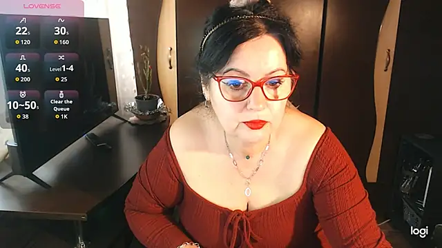 Snapshot of exiMIlf chatting on February 2026 11:30:01 AM exiMIlf online show from February 2026 11:30:01 AM