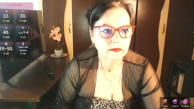 exiMIlf online show from May 2026 09:06:01 AM