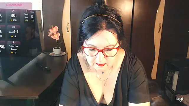exiMIlf online show from May 2026 11:16:02 AM