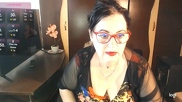 exiMIlf online show from June 2026 09:21:01 AM