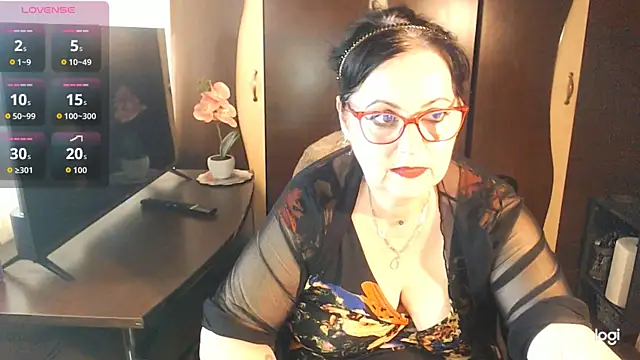 exiMIlf online show from June 2026 11:13:02 AM