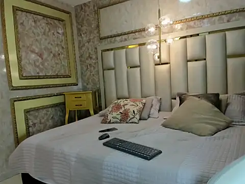 Veronica hottie online show from February 2026 01:32:02 PM