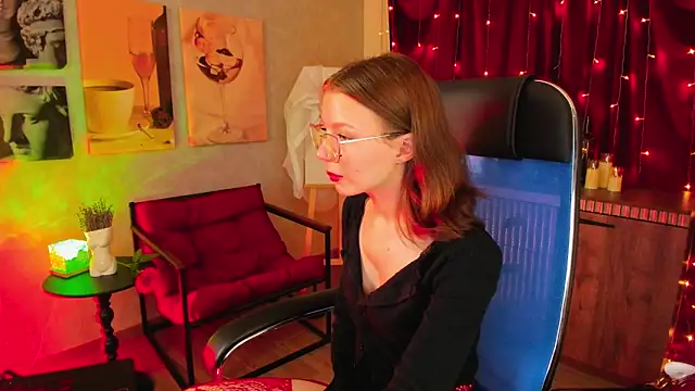 ElliFrankenweenie online show from April 2026 06:21:01 AM