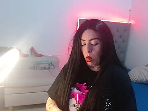 mia vantt online show from March 2026 10:47:02 PM