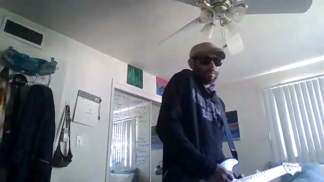 Snapshot of TheDaddio03 chatting on February 2026 09:57:01 PM TheDaddio03 online show from February 2026 09:57:01 PM