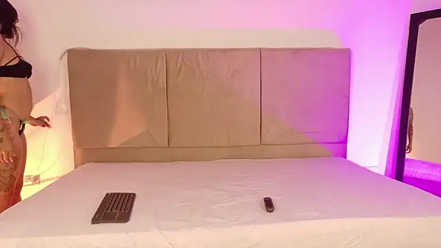 AlexLamunequita online show from February 2026 10:55:01 PM