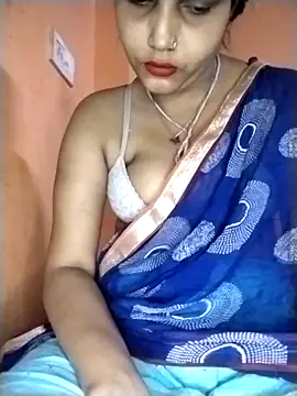 Nency Love143 online show from April 2026 07:47:01 PM